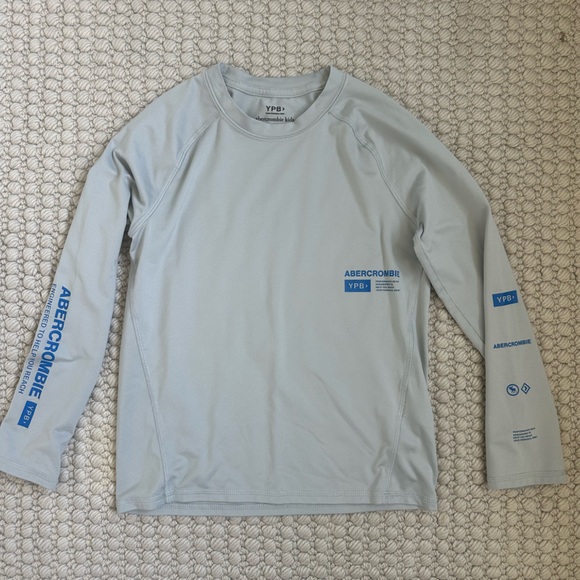 A&F boys 7/8 ypb long sleeve tshirt - Picture 1 of 1